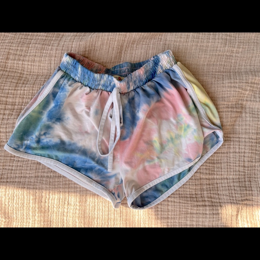 tie-dye shorts
